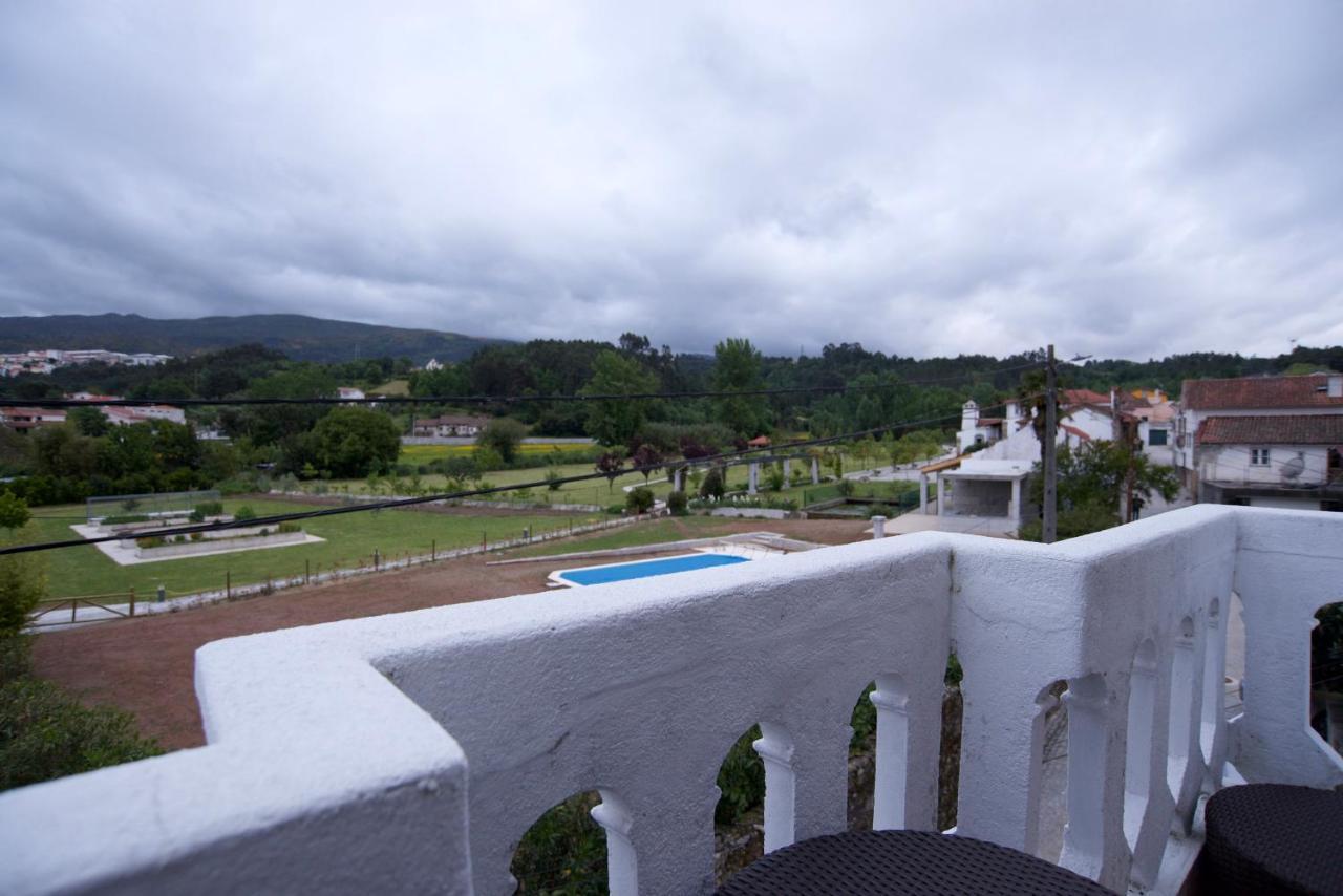 Hospedagem Dona Rosalina Seia Exterior photo